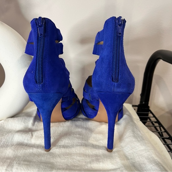 BCBG Generation Strappy Sandals - Picture 3 of 4